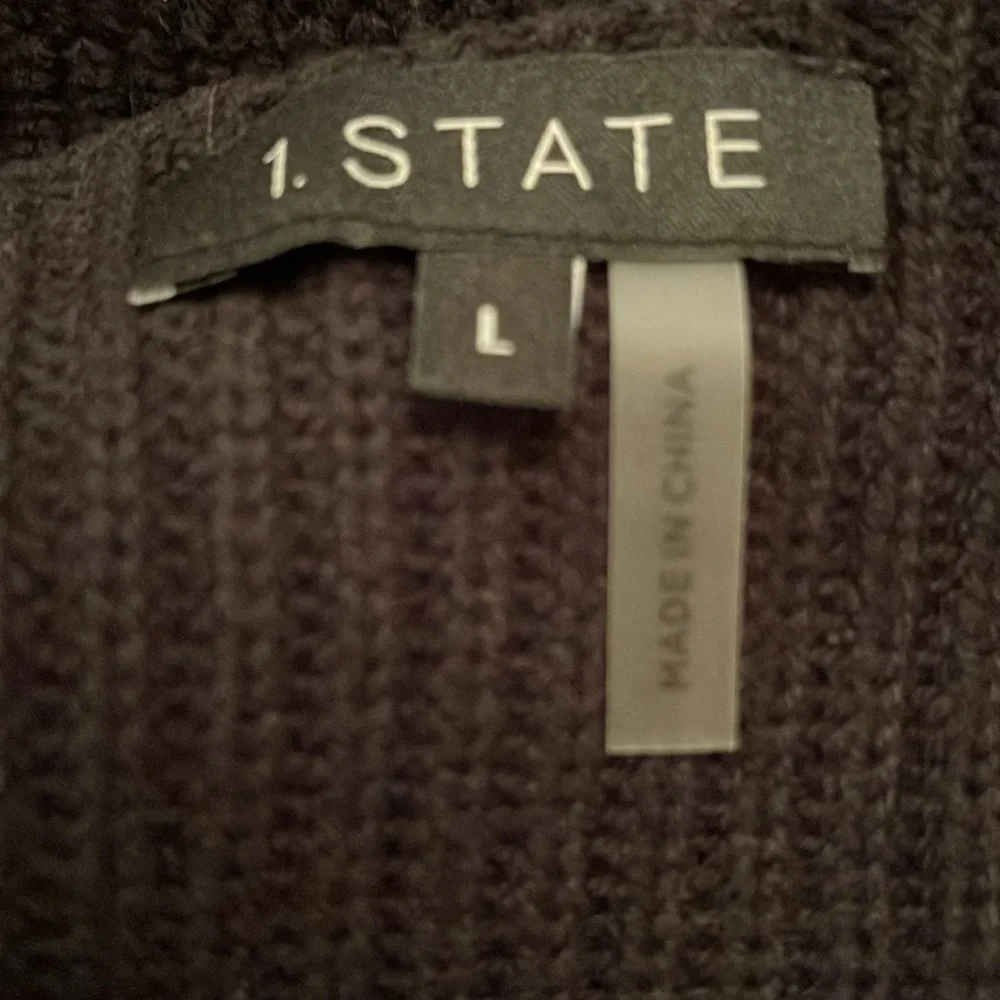1.State Ribbed V neck sweater - Picture 3 of 5